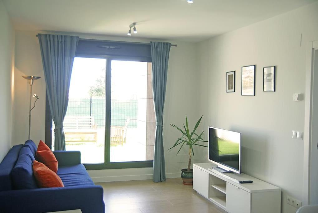 Apartamento Holidea Playa San Juan De La Canal Santa Cruz De Bezana Bagian luar foto